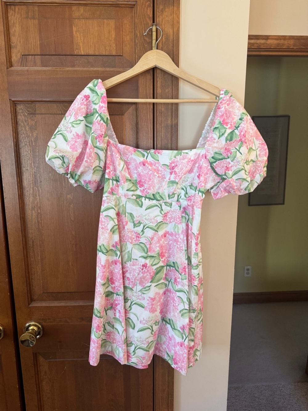 Hill House Pink Floral Puff-Sleeve Dress - size Medium